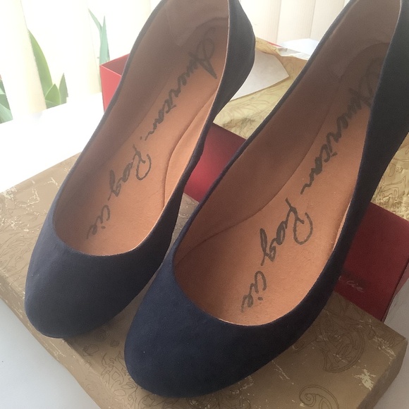 BRAND NEW American Rag ballet flats, blue faux suede, comfy classic NIB… - Picture 1 of 5